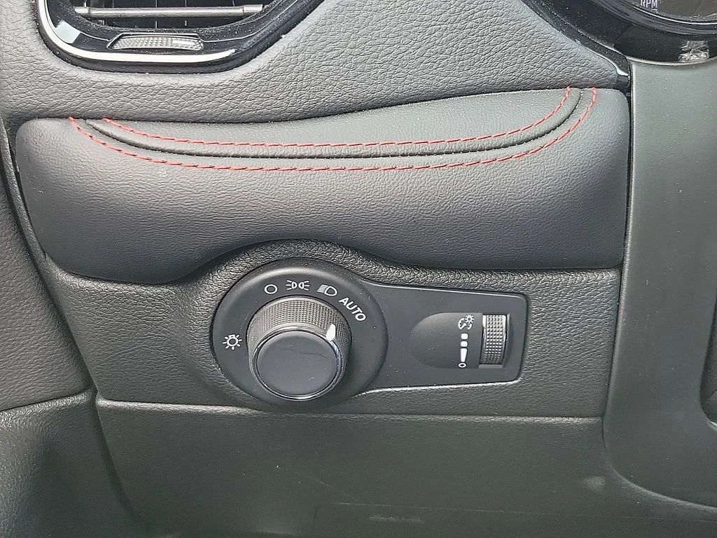 Used 2025 Red Dodge GT image 15