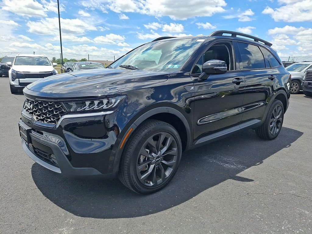 Used 2023 Black Kia X-Line EX image 3