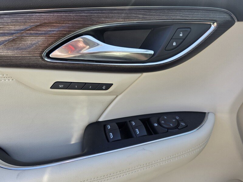 Used 2023 White Frost BUICK AWD 4DR AVENIR image 33