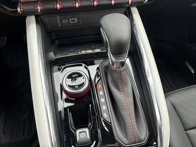 2026 GMC Canyon AT4X - Photo 19