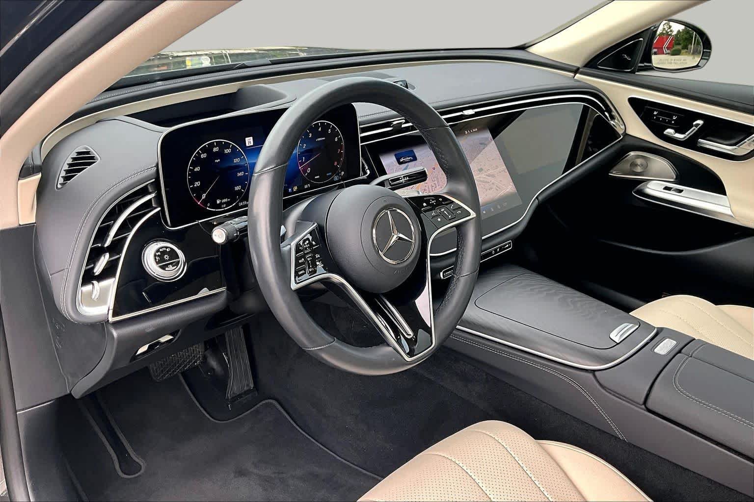 Used 2025 Graphite Grey Metallic Mercedes-Benz E 350 image 17