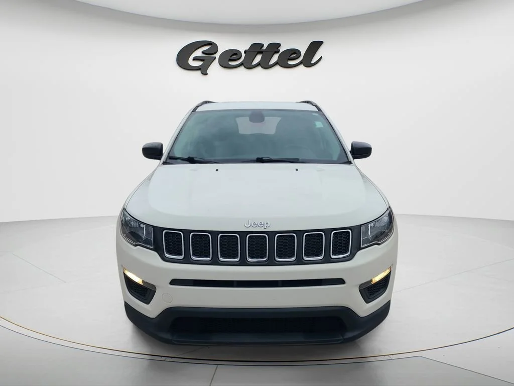 Used 2020 White Jeep Sport 4x4 image 2