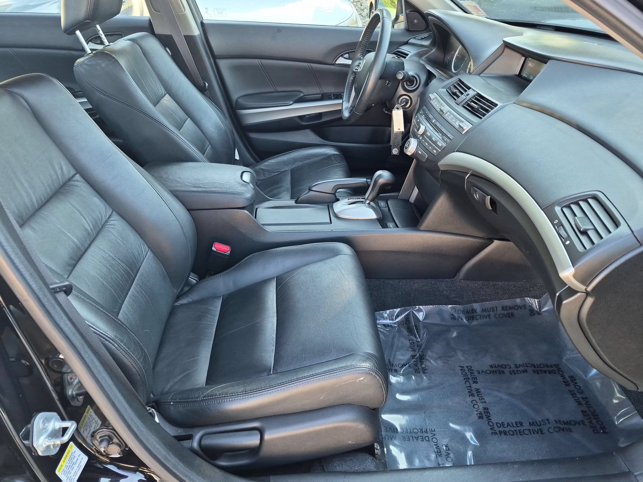Used 2010 Crystal Black Pearl Honda EX-L Sedan image 27