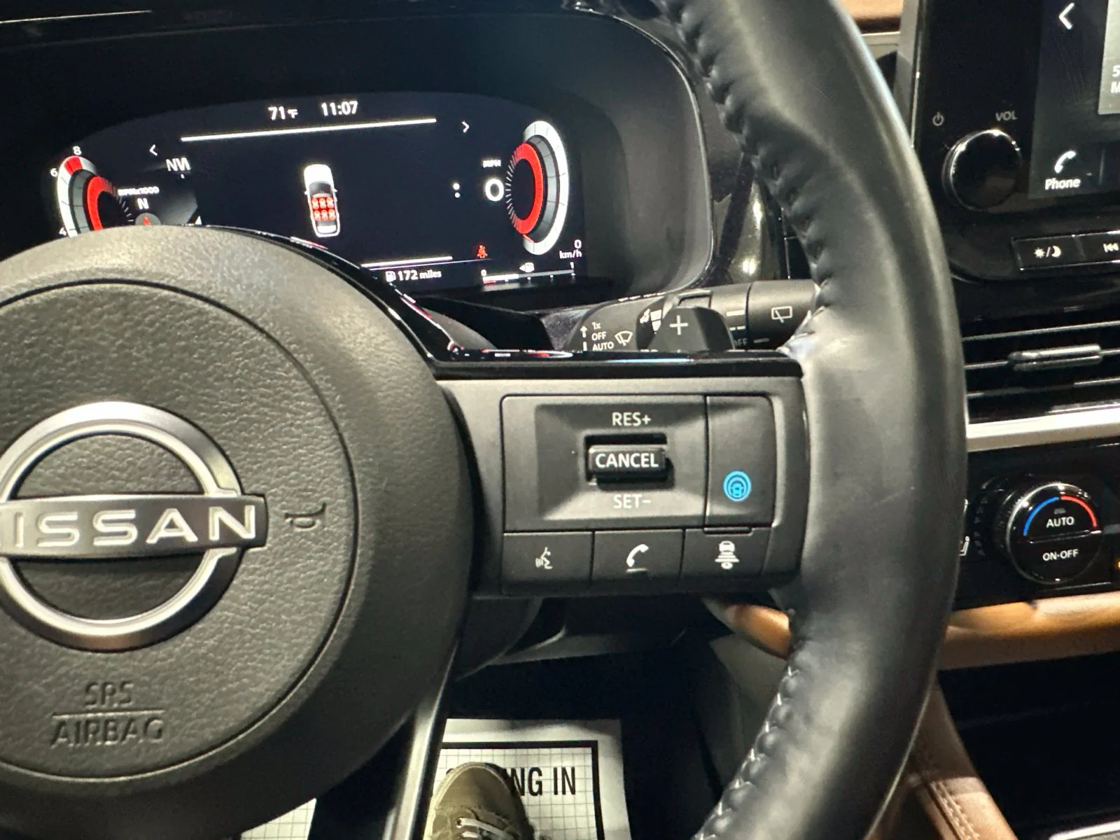 Used 2022 Gray Nissan Platinum image 50