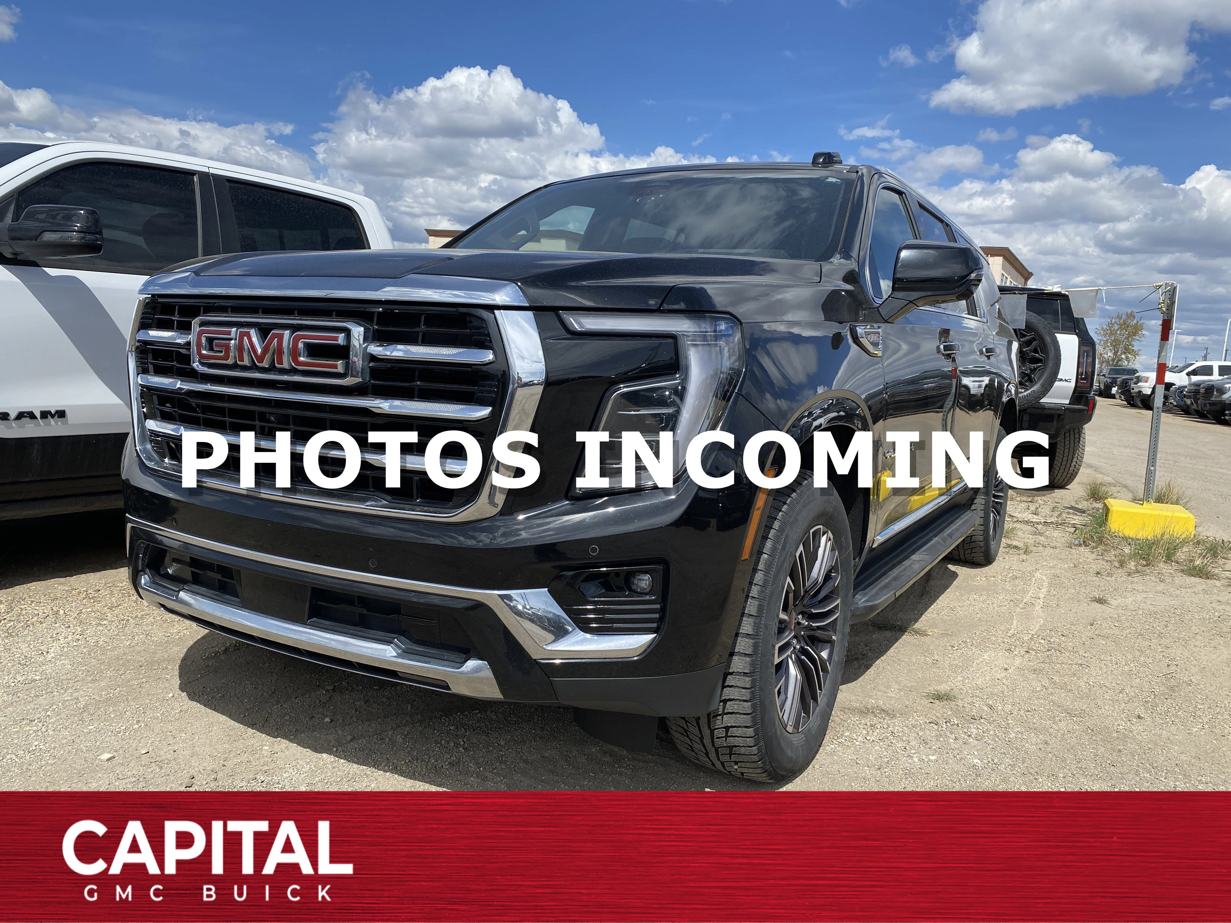 Used 2025 Black GMC Elevation 4WD image 1