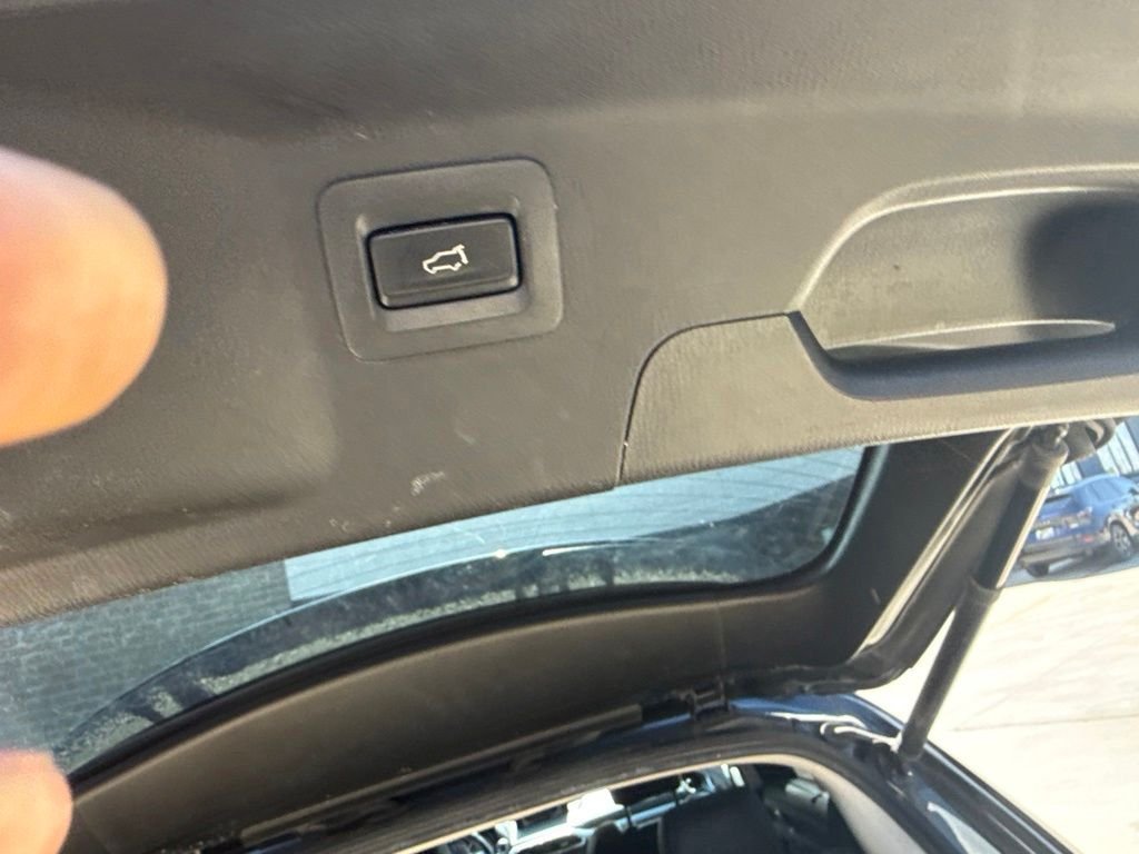 Used 2018 Black Mazda Touring image 14