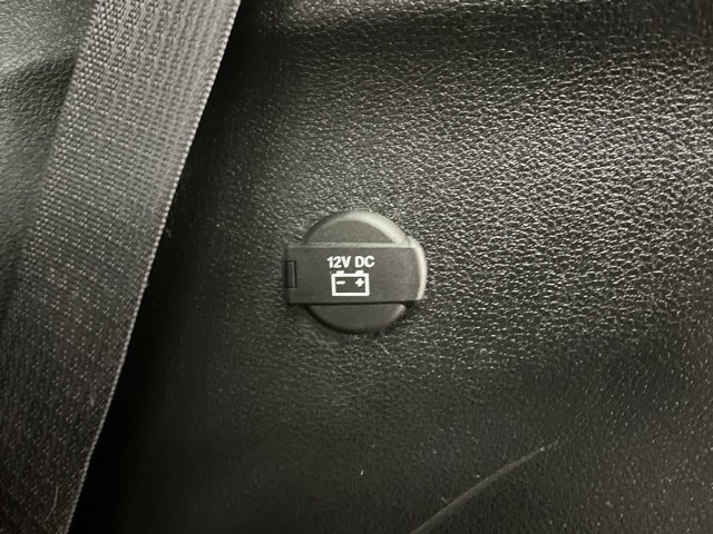 2025 Chrysler Pacifica Select - Photo 30
