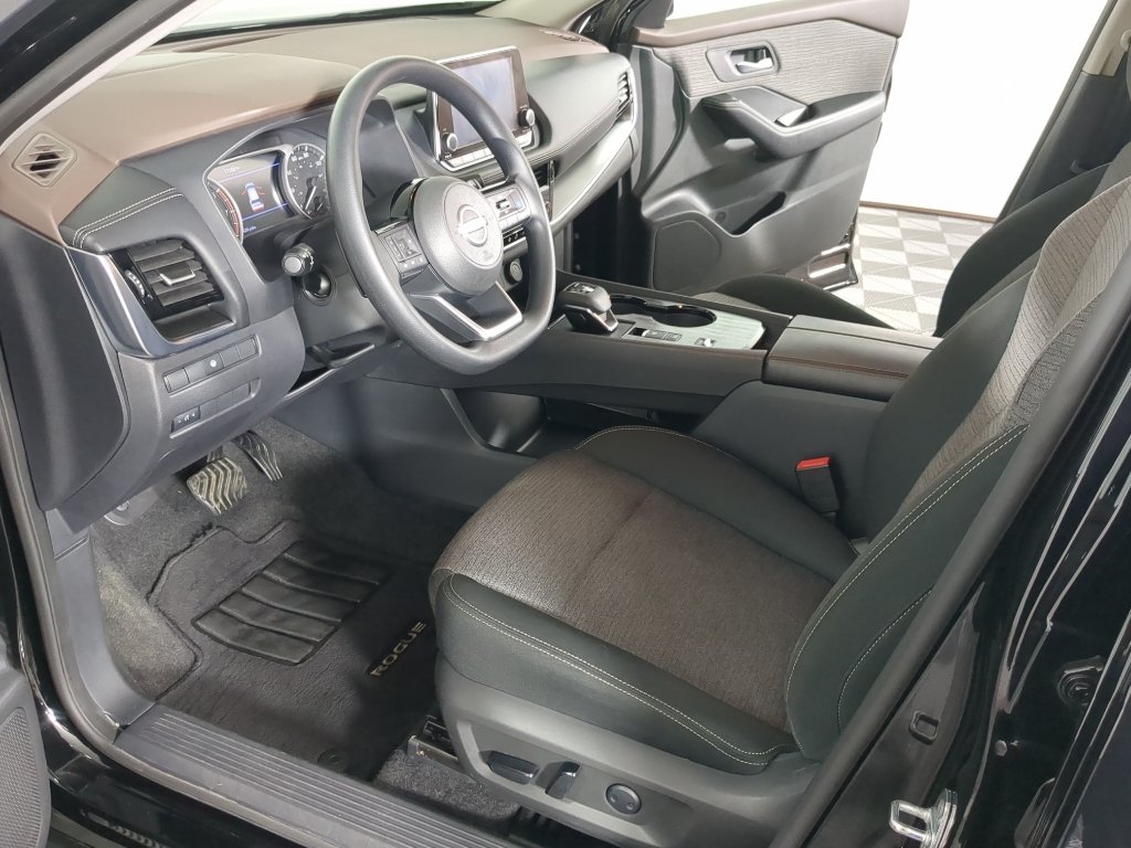 Certified Used 2023 SUPER BLACK Nissan SV image 12