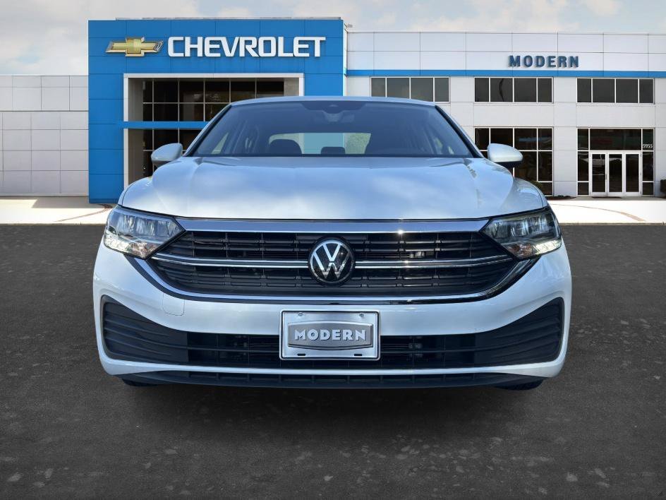 Used 2024 Gray Volkswagen S image 6