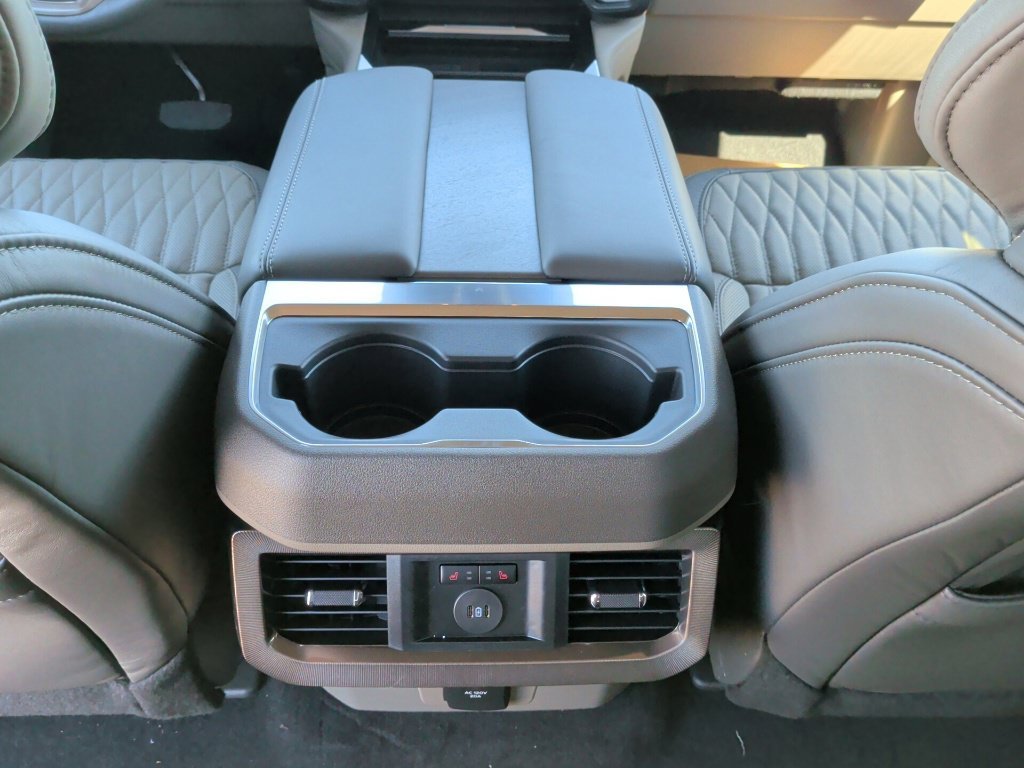 New 2027 Star White Metallic Tri-Coat Ford F-250® Platinum® image 41