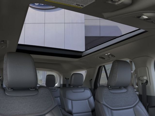 New 2026 Space White Metallic Ford Active image 22