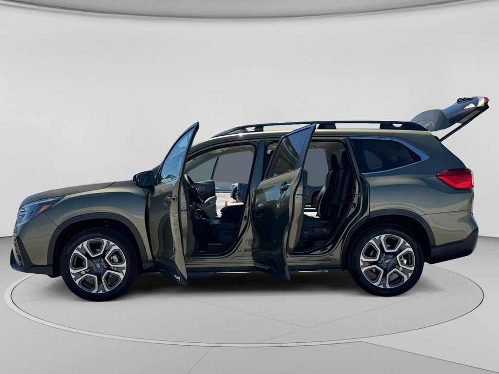 New 2026 AUTUMN GREEN METALLIC Subaru Limited 7-Passenger image 10