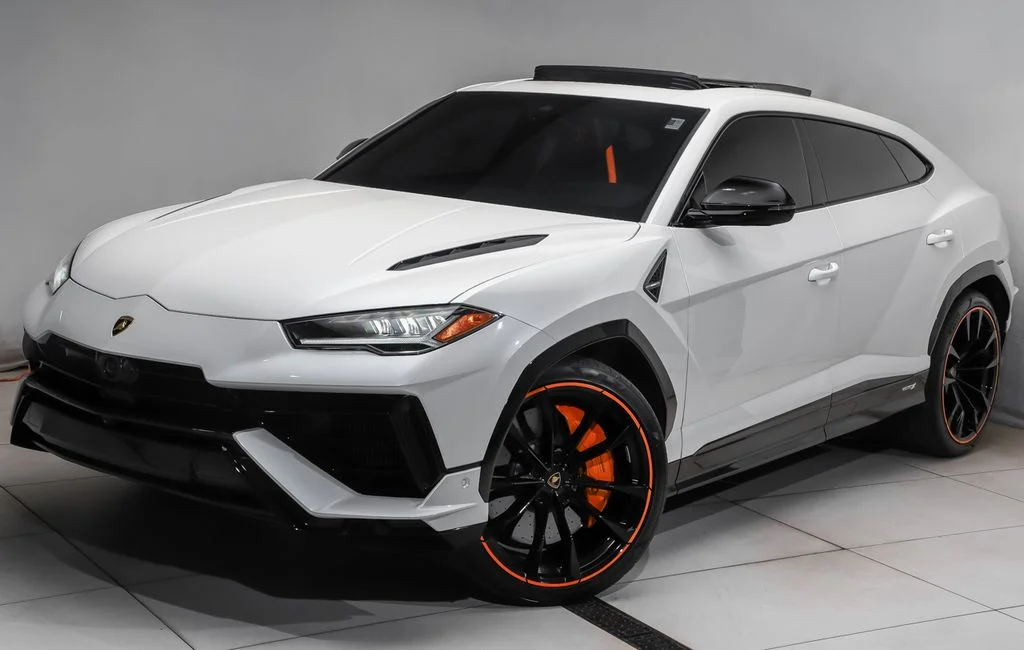 2023 Lamborghini Urus 4.0 V8 S's photo