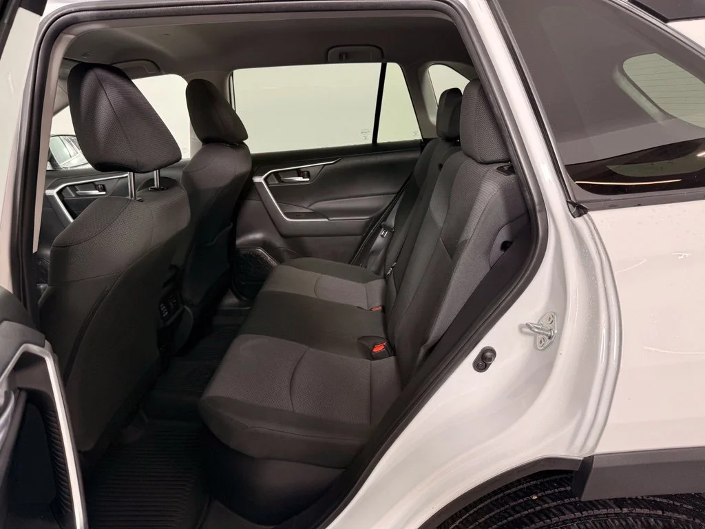 Used 2025 White Toyota XLE image 15
