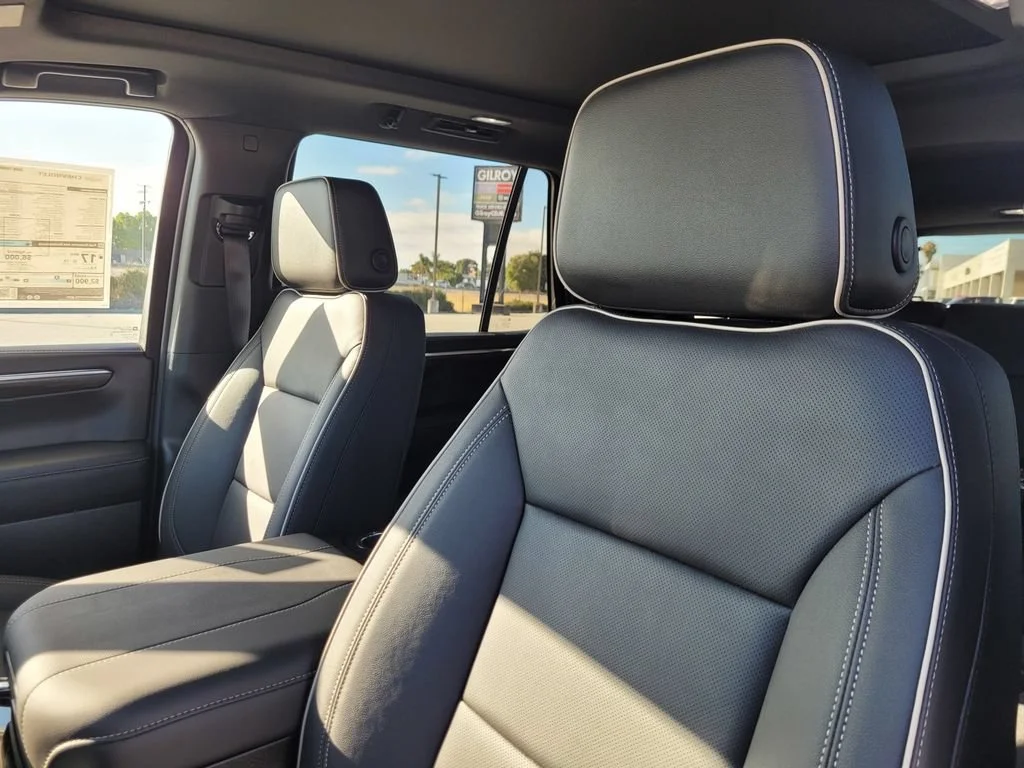 2026 Chevrolet Tahoe Premier - Photo 13