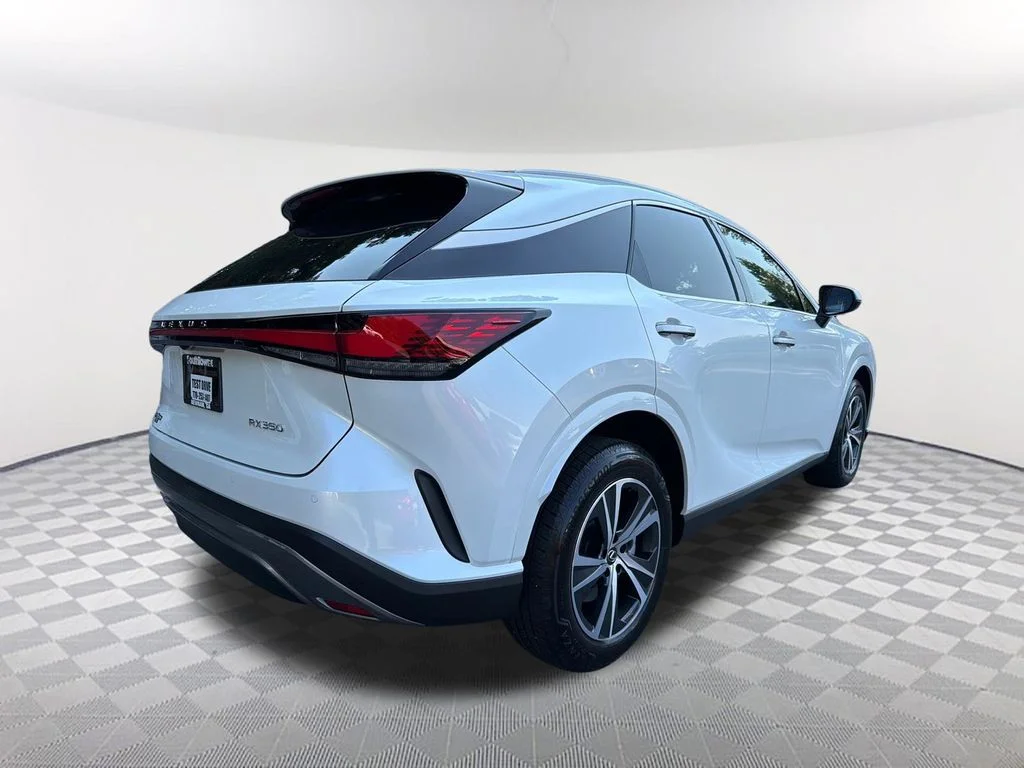 Used 2023 White Lexus 350 Premium image 5