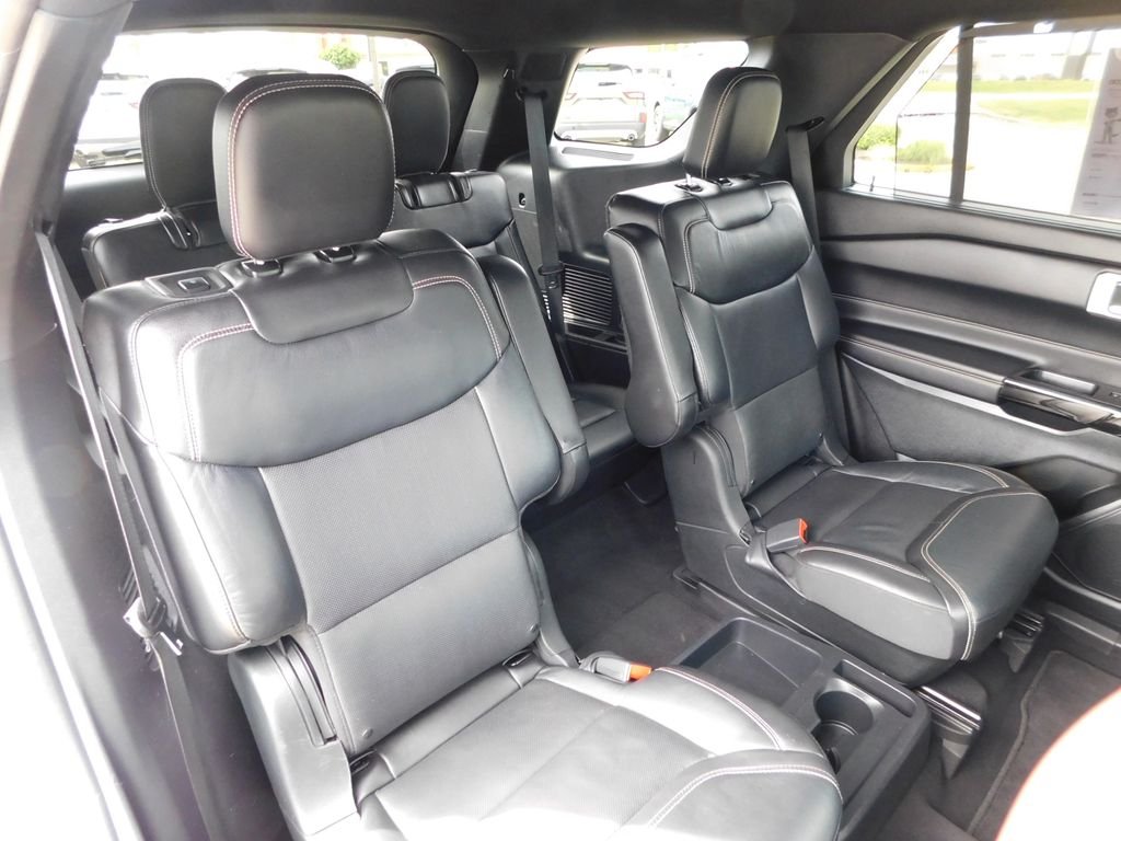 Used 2021 Silver Ford ST image 25