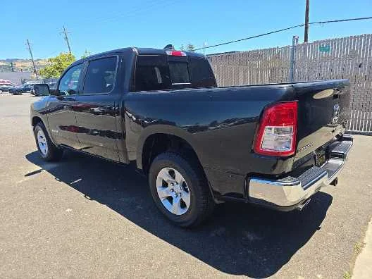 Used 2022 Diamond Black Crystal Pearlcoat Ram Big Horn image 6