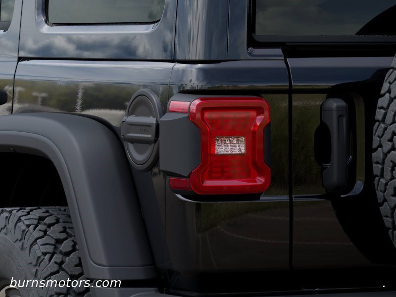 New 2026 Black Clear-Coat Exterior Paint Jeep Rubicon 4-Door image 9