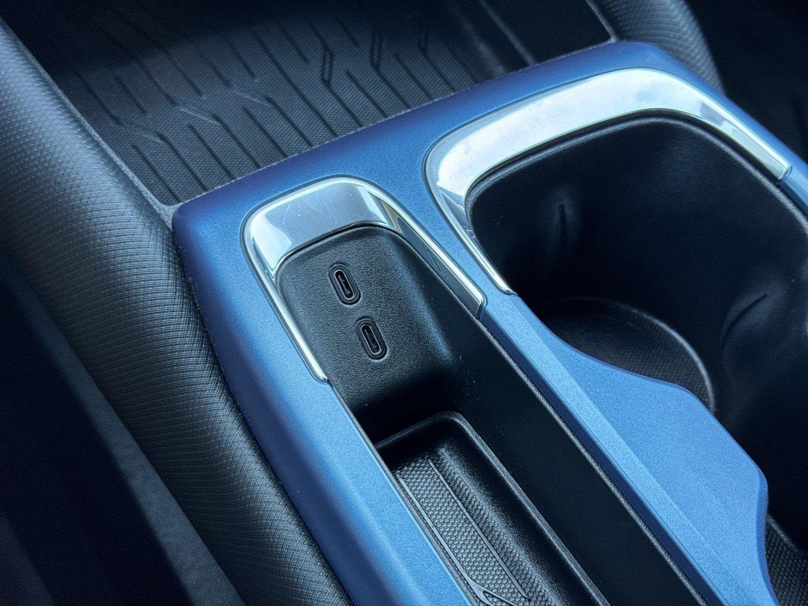 2024 Chevrolet Equinox EV LT - Photo 42