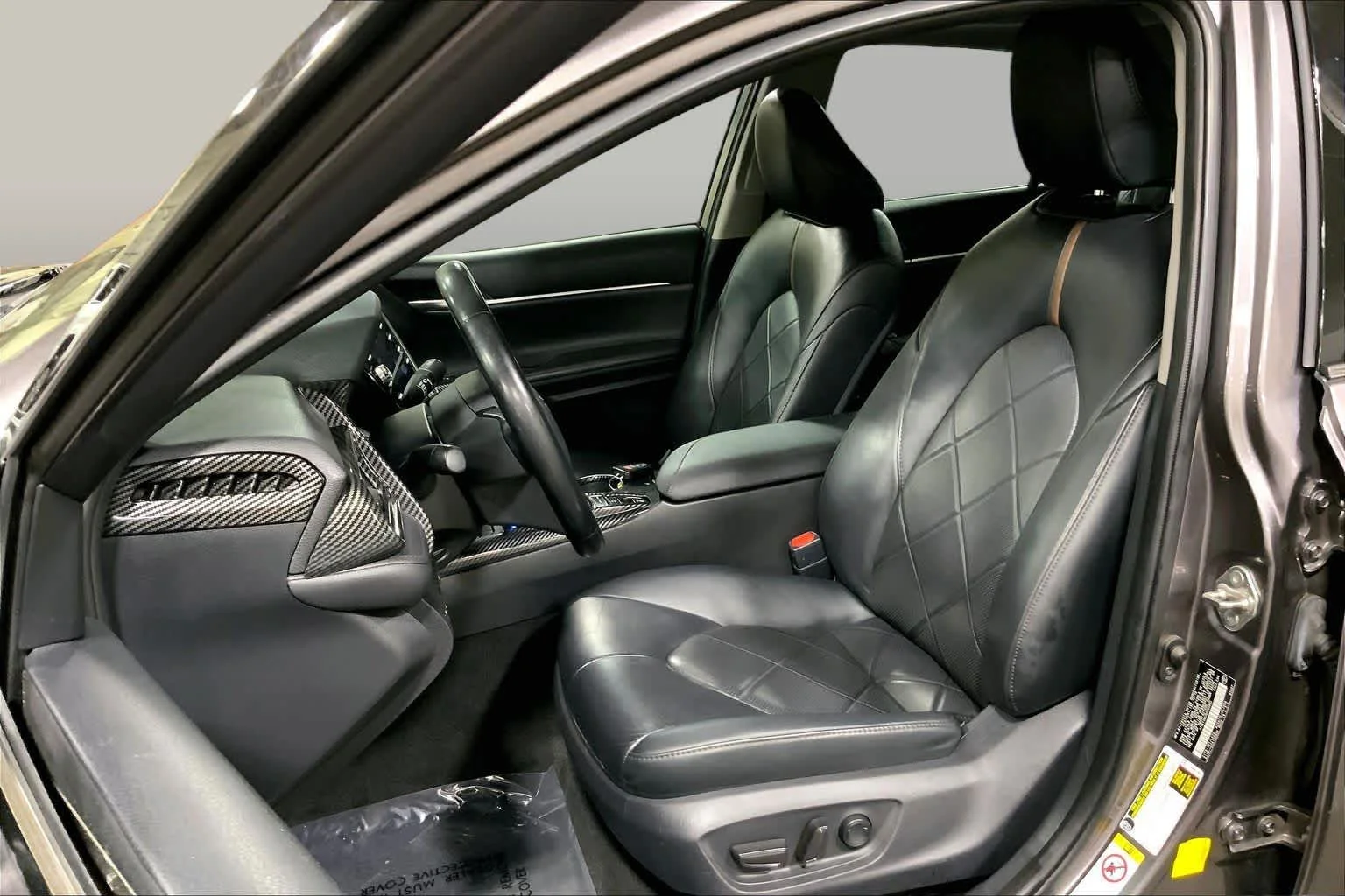 Certified Used 2019 Predawn Gray Mica Toyota XLE image 8