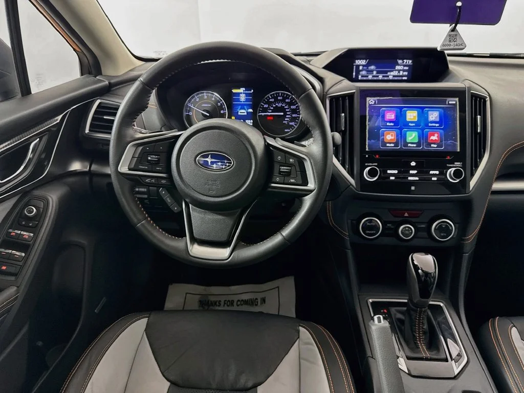 Used 2018 Orange Subaru 2.0i Limited image 28