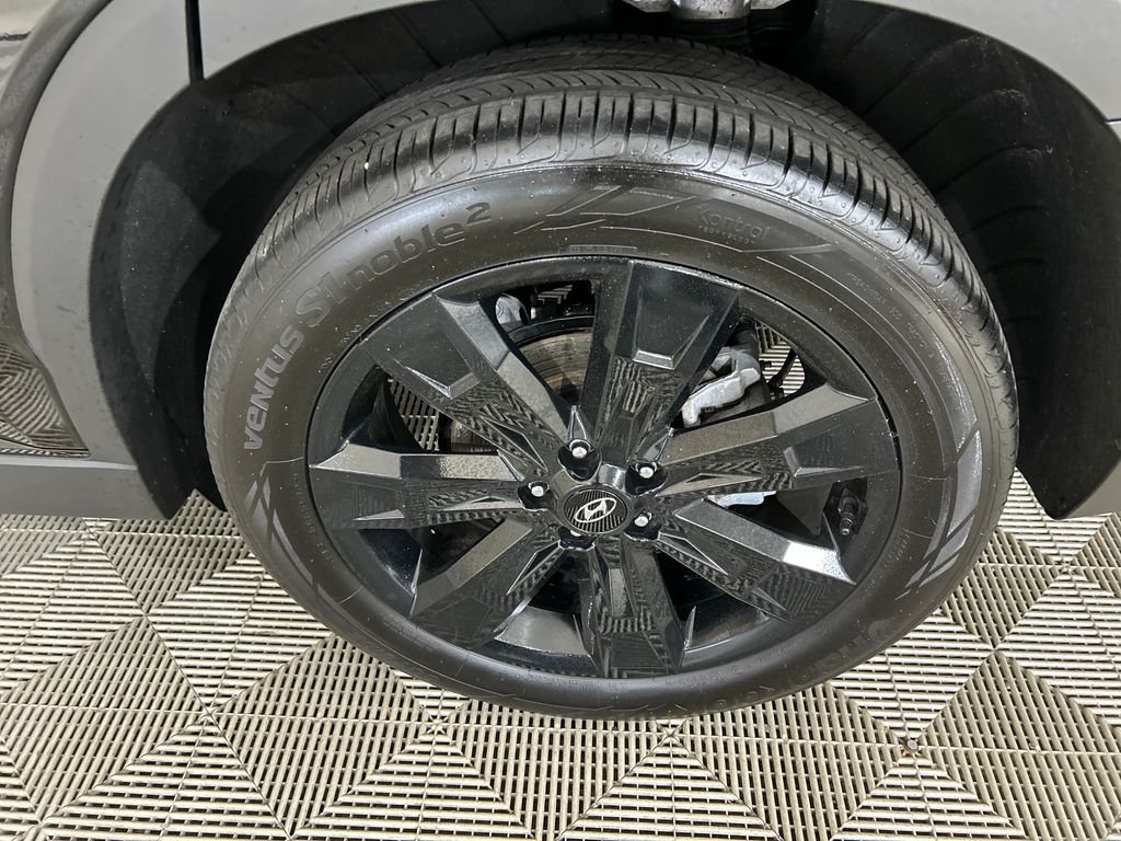 Certified Used 2025 Black Hyundai XRT image 11