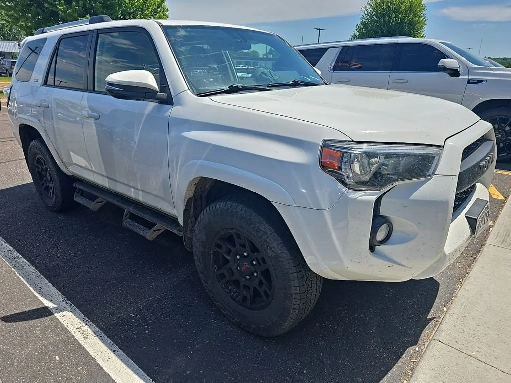 2019 Toyota 4Runner SR5 Premium 4x4 V6's photo