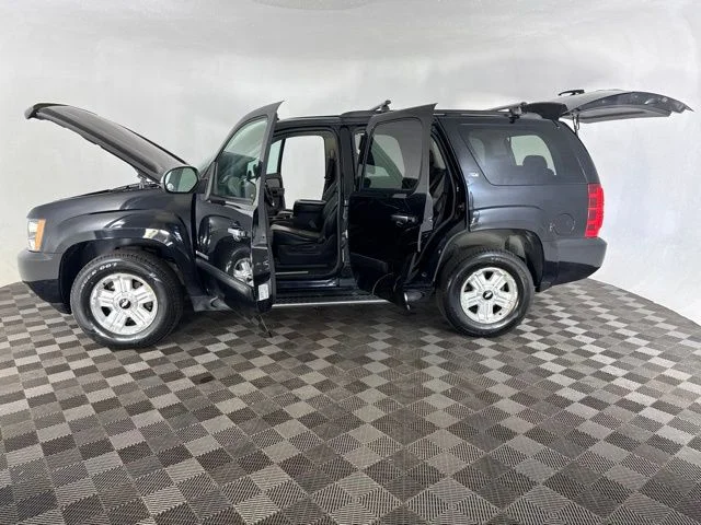 Used 2007 Black Chevrolet LT image 9