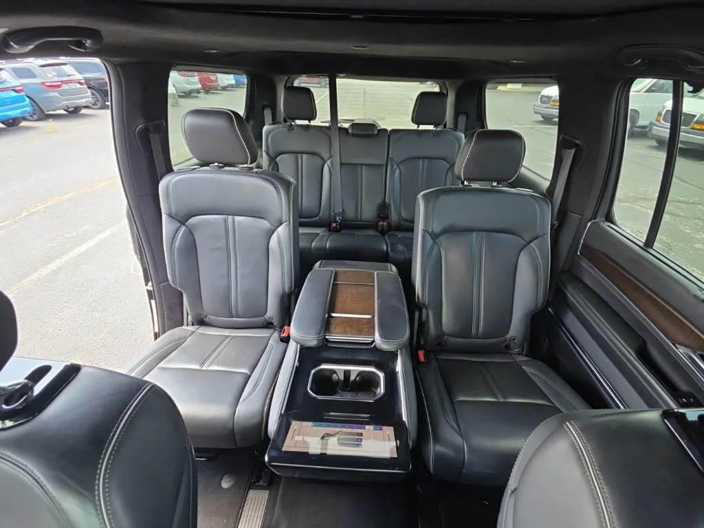 2023 Jeep Grand Wagoneer Series II - Photo 35