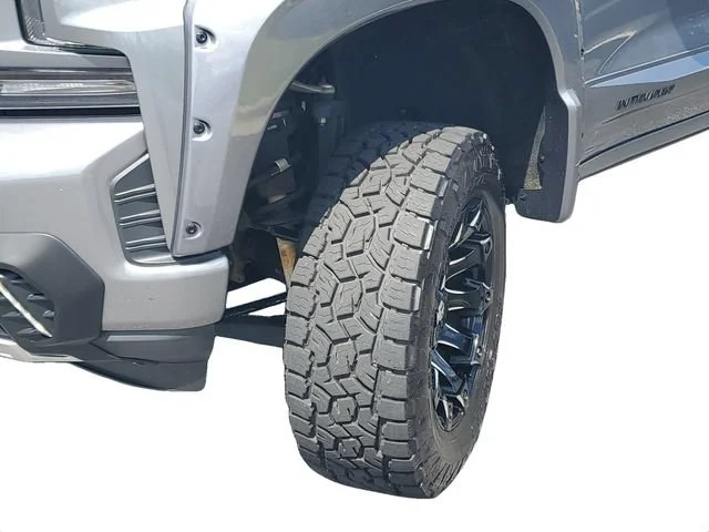 Used 2022 SATIN STEEL METALLIC Chevrolet RST image 35