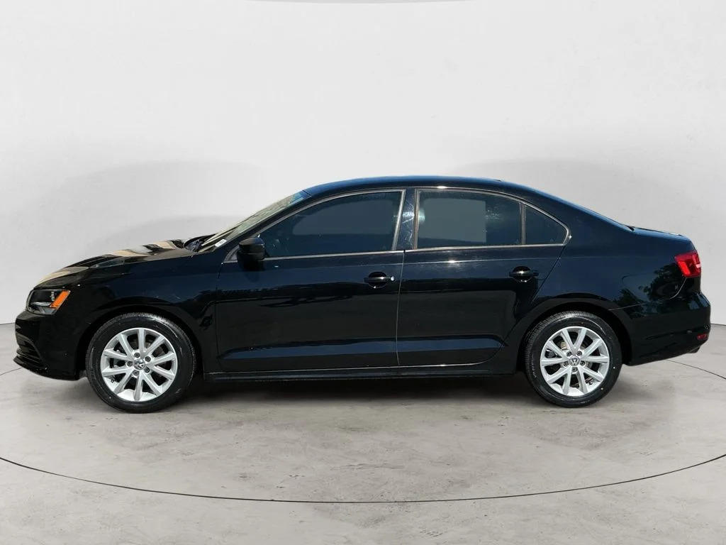 Used 2015 Black Volkswagen 1.8T SE image 8