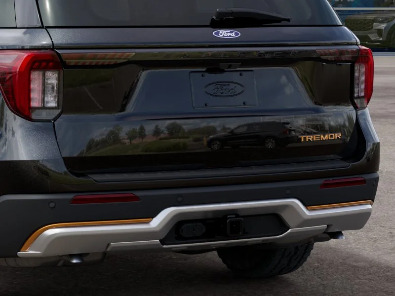 New 2027 Agate Black Metallic Ford Tremor® image 36