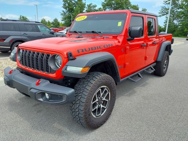 Used 2024 Red Clearcoat Jeep Rubicon image 1