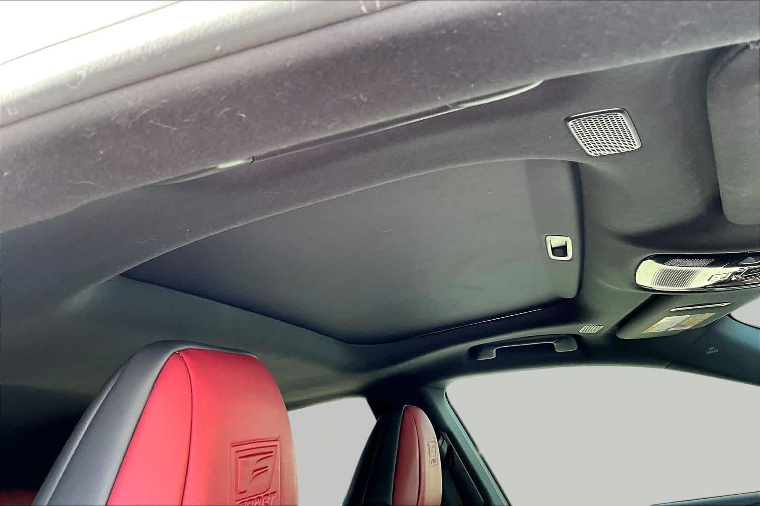 Used 2024 Ultra White Lexus F SPORT Handling image 14