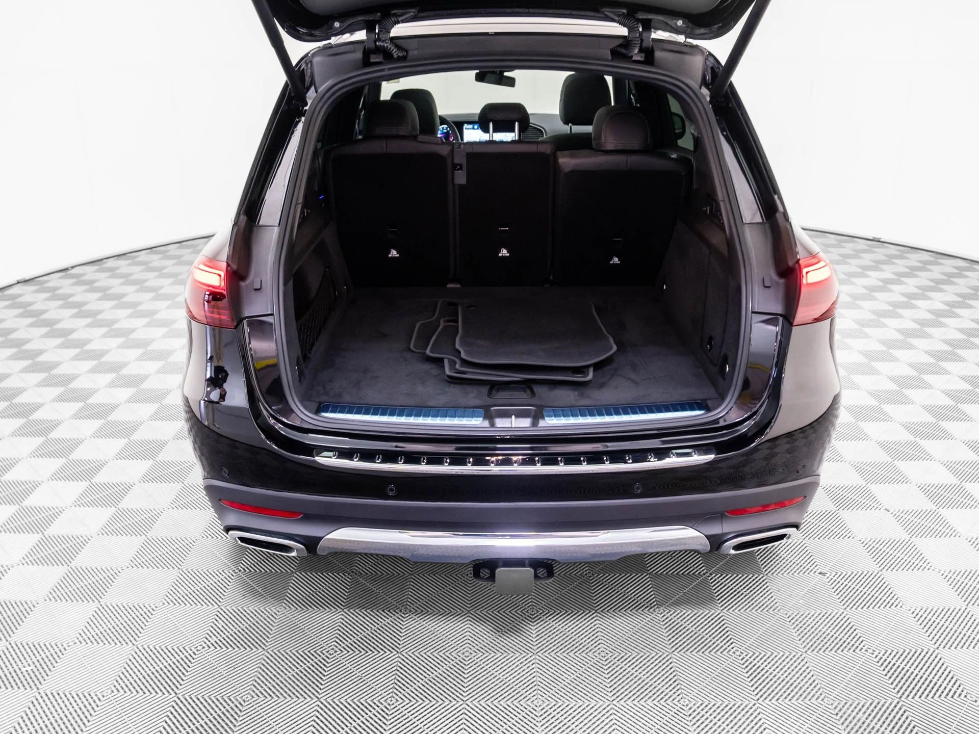 New 2026 Black Mercedes-Benz GLE 350 image 31
