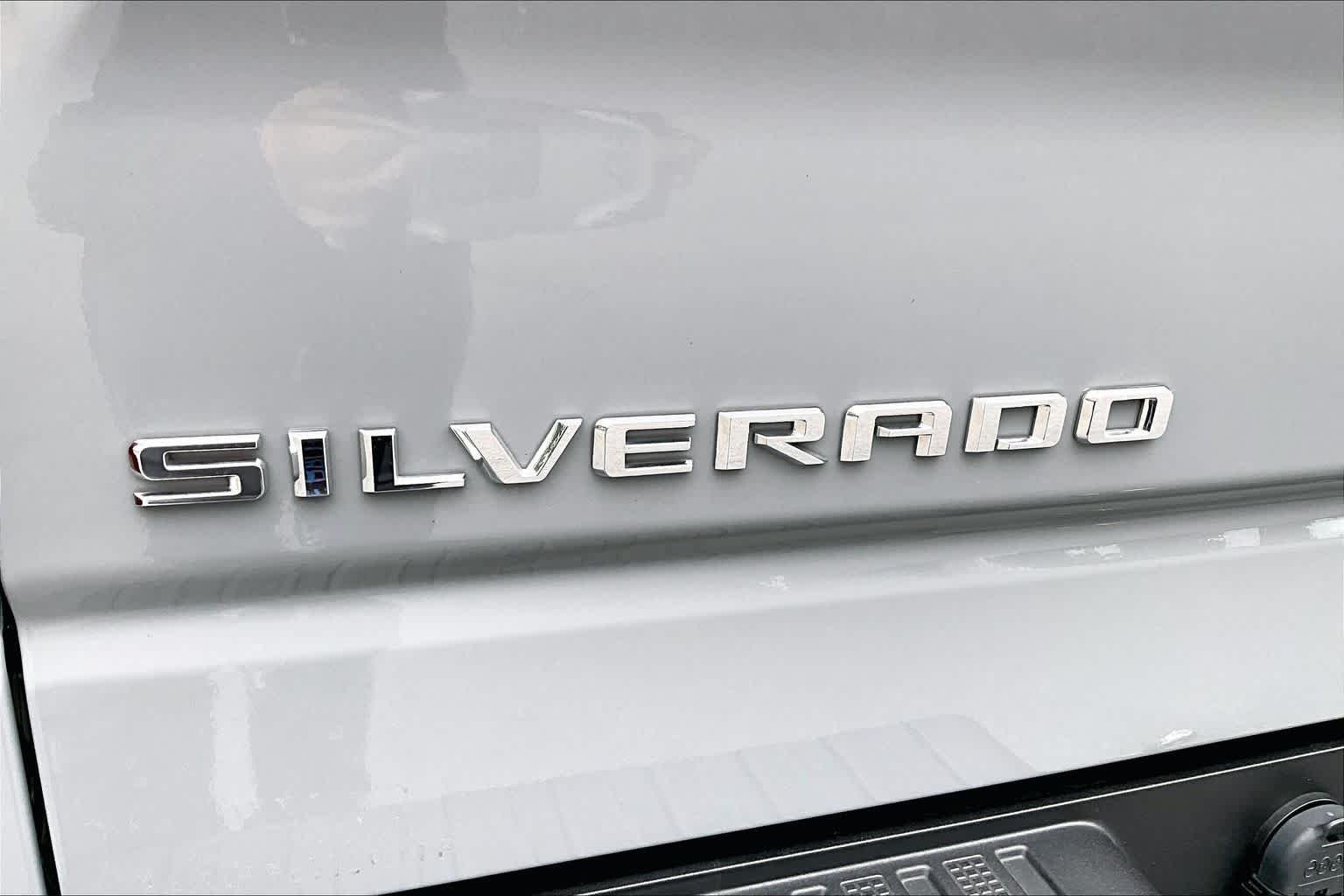 Used 2024 Slate Gray Metallic Chevrolet LT Trail Boss image 30