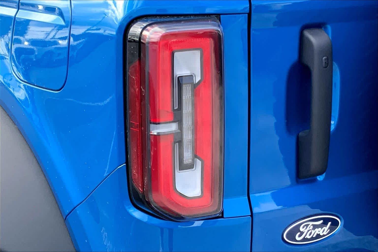 New 2026 Velocity Blue Metallic Ford Badlands® image 11