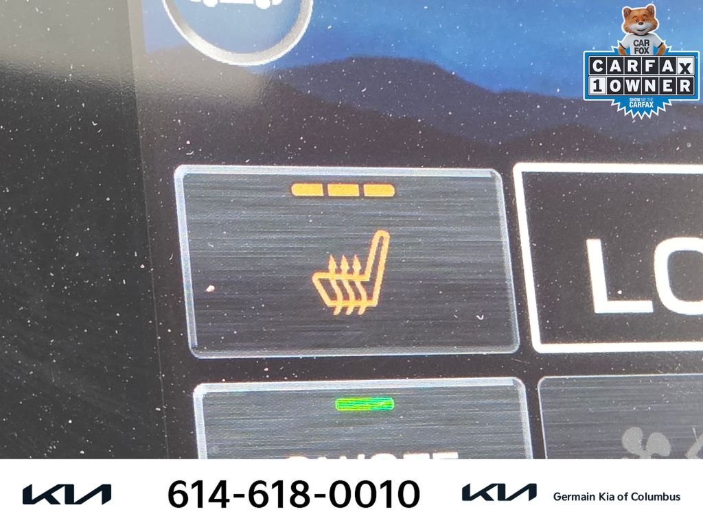 Used 2022 Blue Subaru Premium image 27