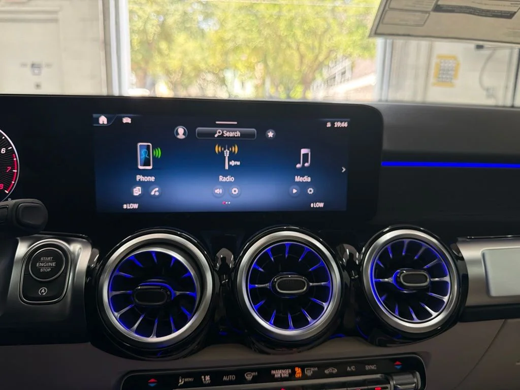 New 2026 Black Mercedes-Benz GLB 250 image 31