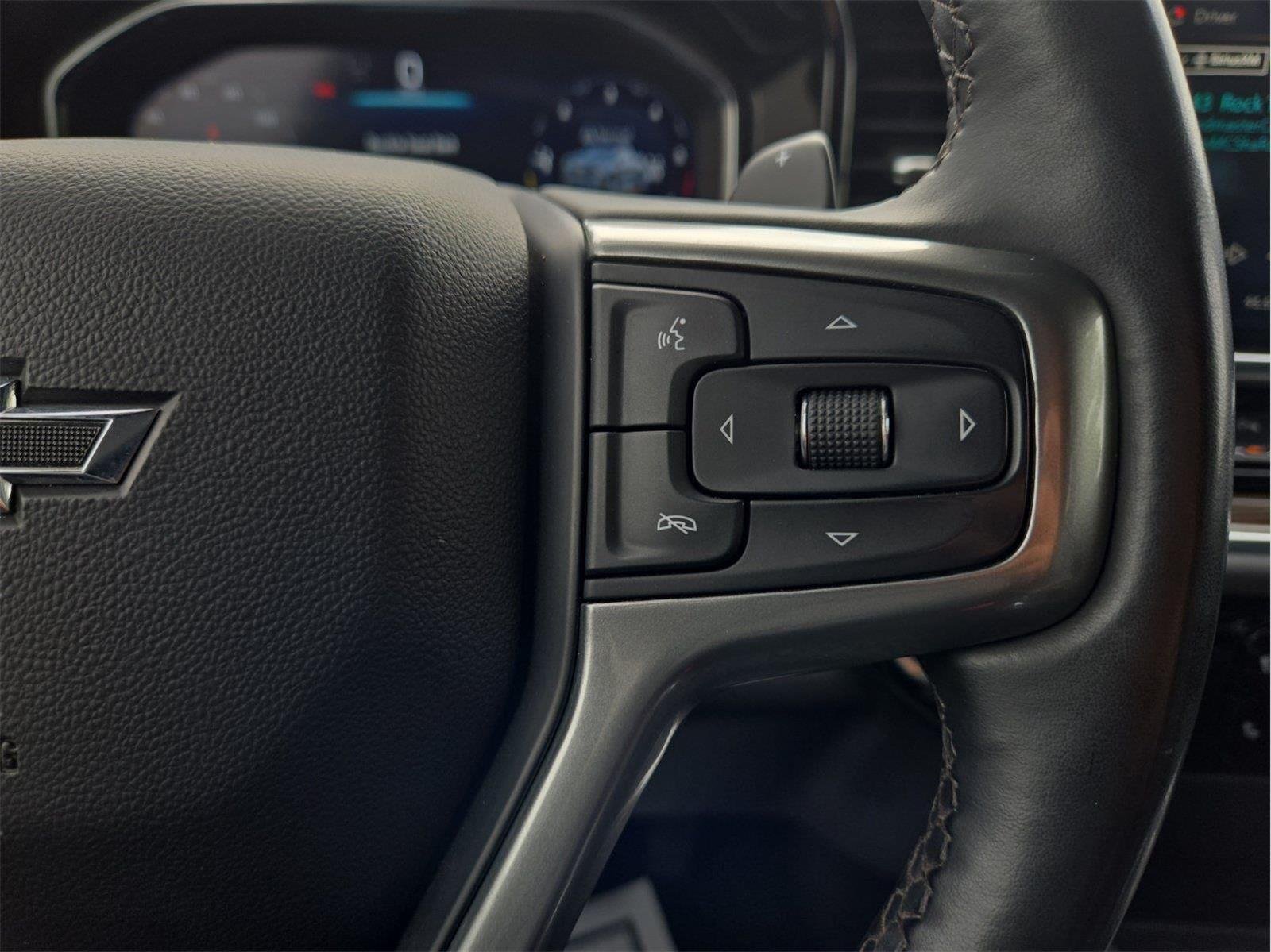 Used 2025 Black Chevrolet RST image 16