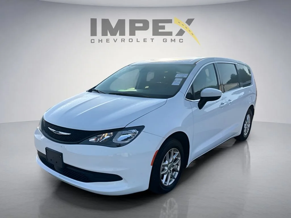 Used 2023 White Chrysler LX image 1