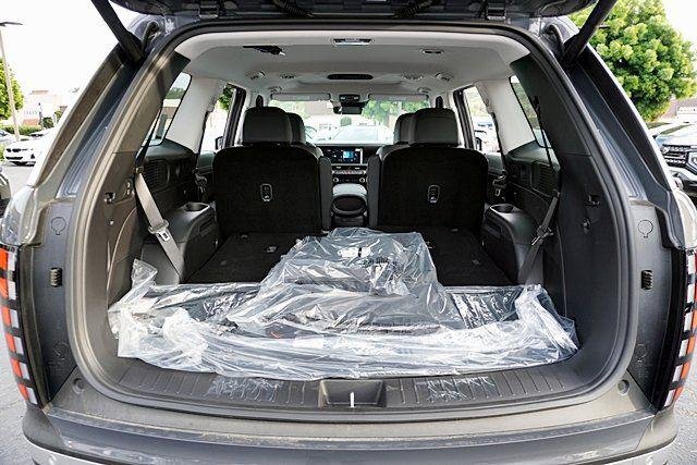 New 2026 Gray Hyundai SEL Premium AWD image 16