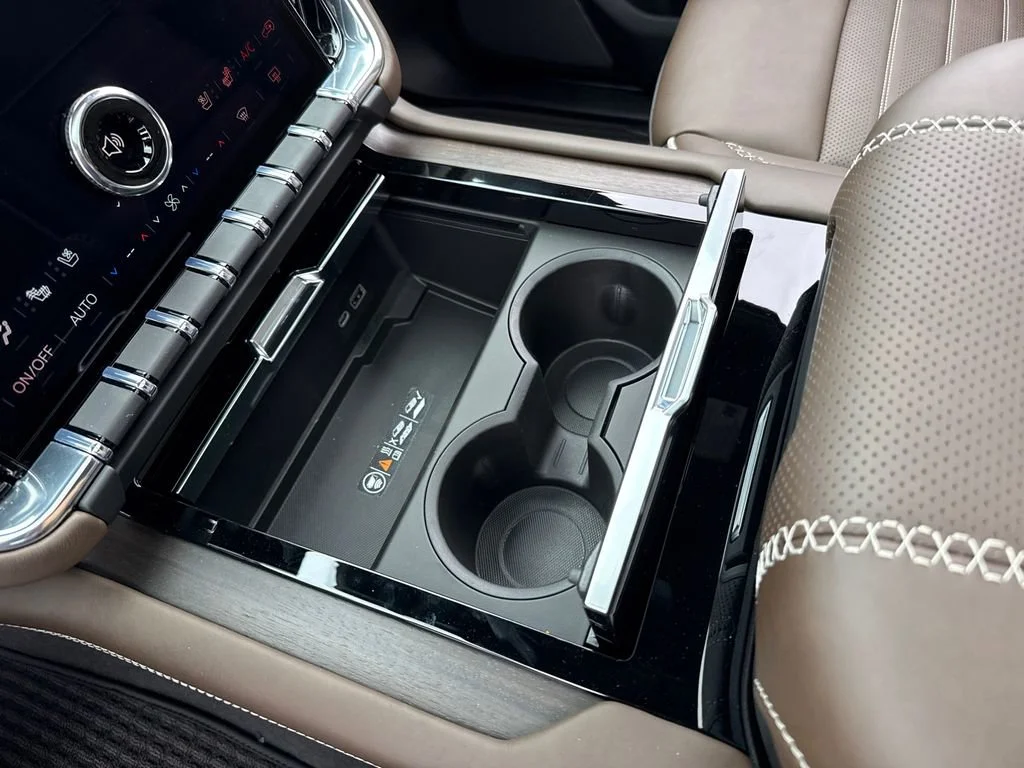 2026 GMC Yukon XL Denali Ultimate - Photo 27