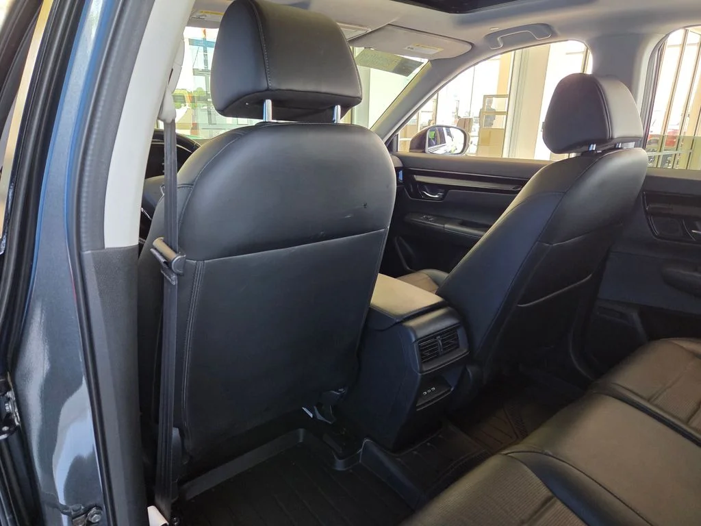 Certified Used 2025  Honda EX-L image 17
