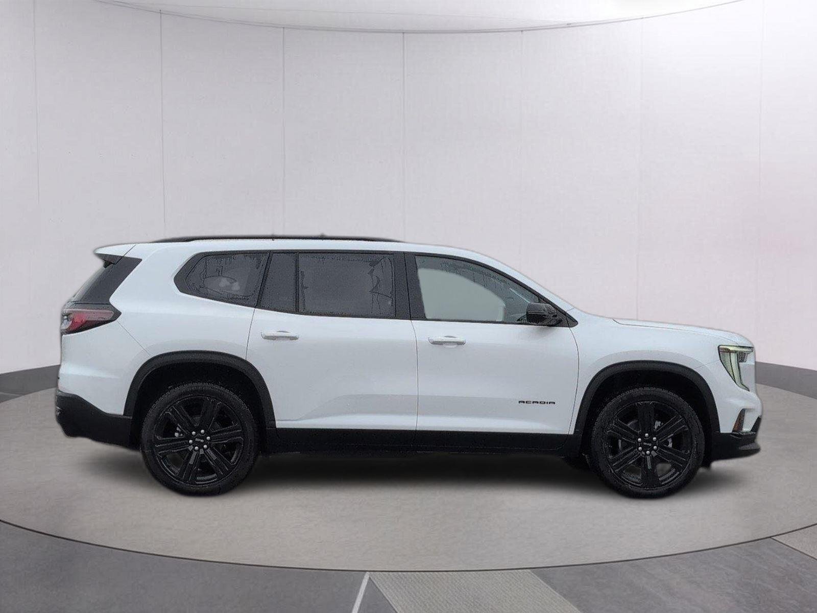 New 2026 Summit White GMC Elevation image 2