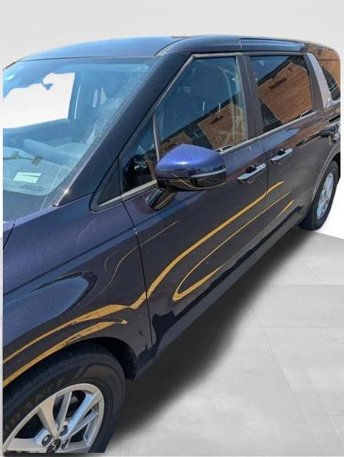 Used 2023 Blue Kia LX Seat Package image 5