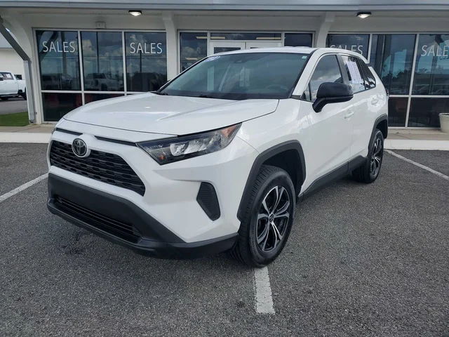 2022 Toyota RAV4 LE