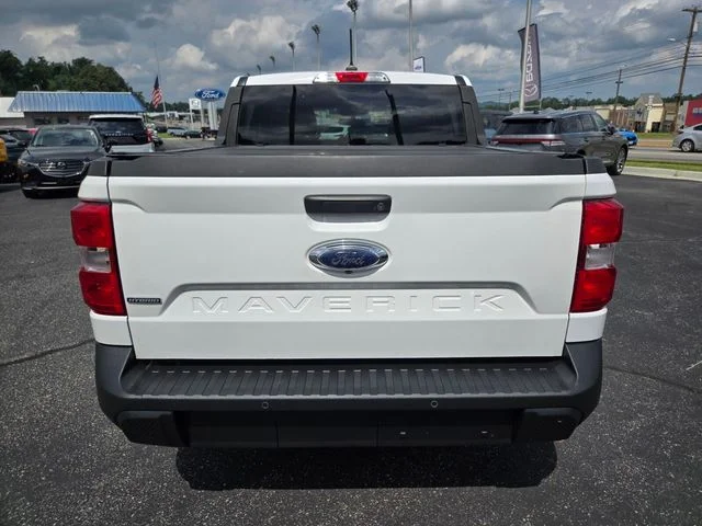 Used 2022 White Ford XL image 7