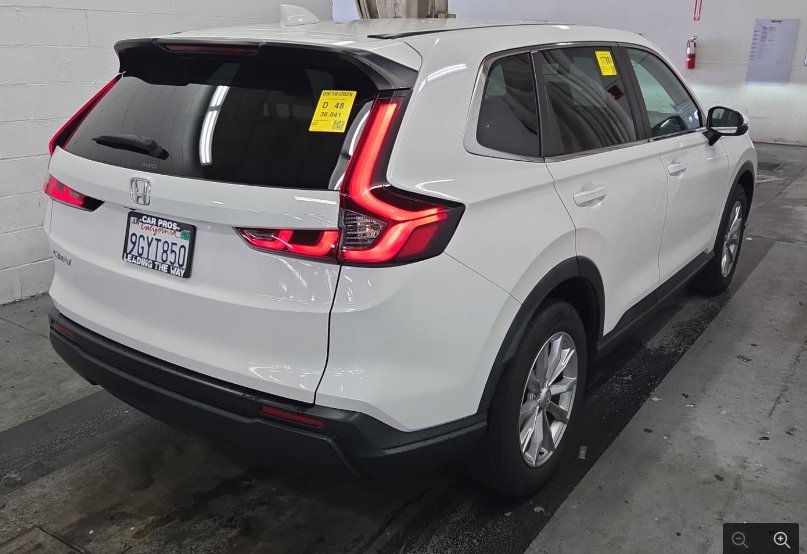 Certified Used 2023 Platinum White Pearl Honda EX image 3